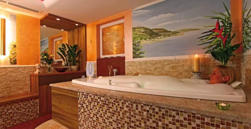 Massage Jacuzzi Tub